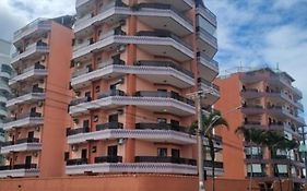 Apartamento a 50 metros da praia